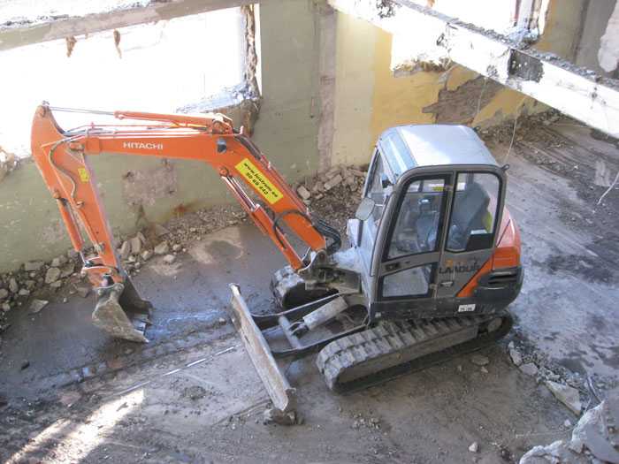 HITACHI ZAXIS 50